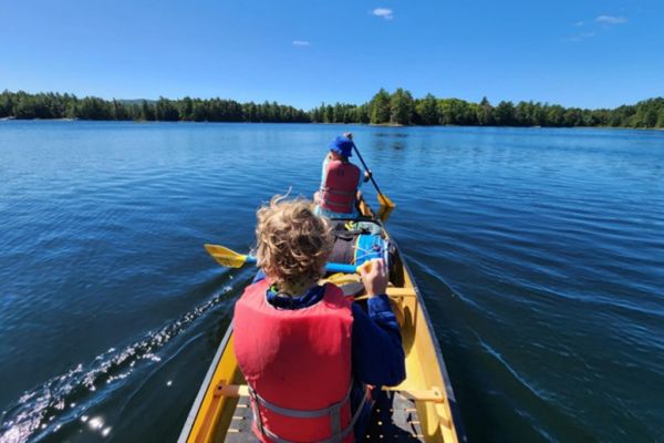 Scouts kayaking 600x400